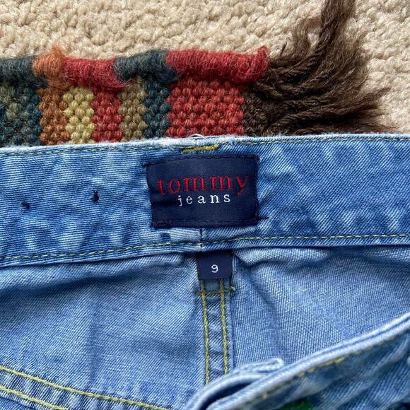 Tommy Hilfiger Vintage Y2K Bootcut Flare Jeans size 8/29 - Picture 3 of 6